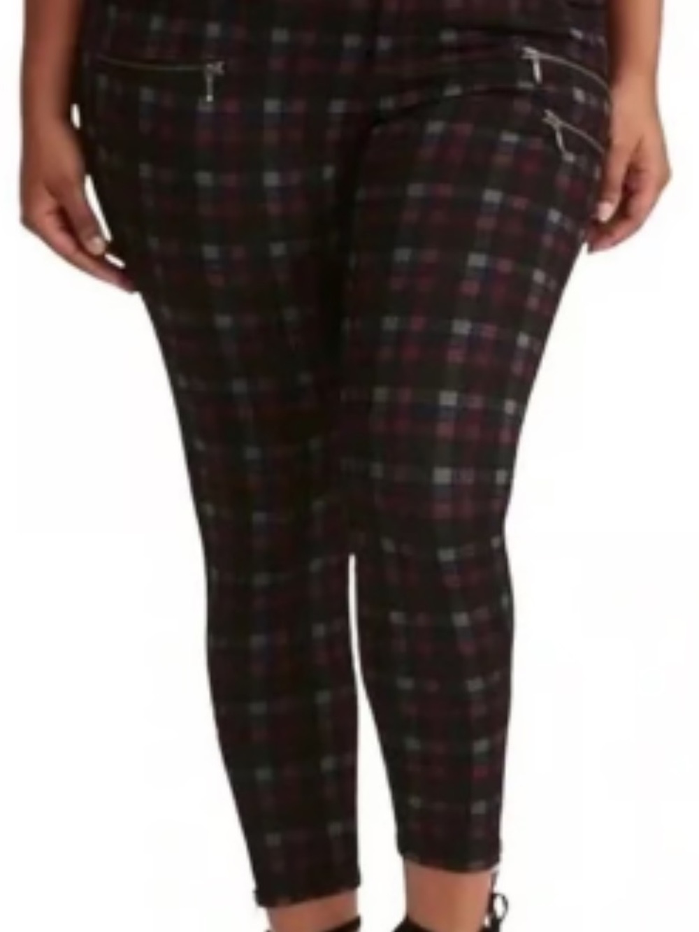 Torrid 5 pocket plaid skinny pants. Size 20